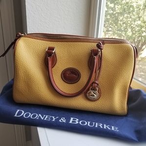 Dooney & Bourke Purse